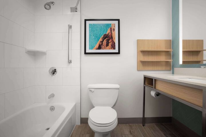 Bathroom shower