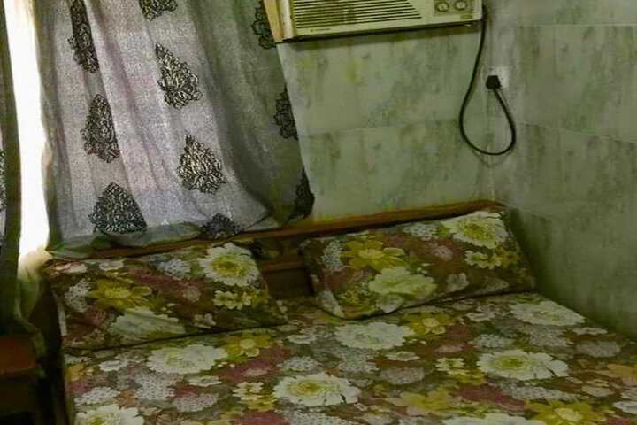 Room 4 of 22