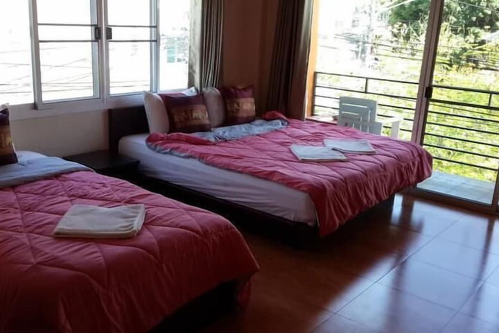 Room 6 of 20