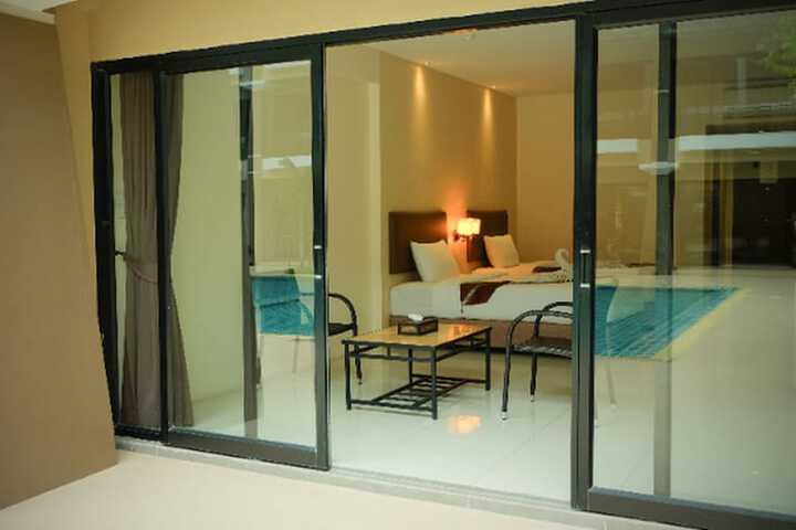 Room 14 of 67