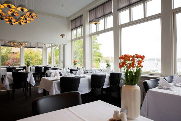 Dining 20 of 70
