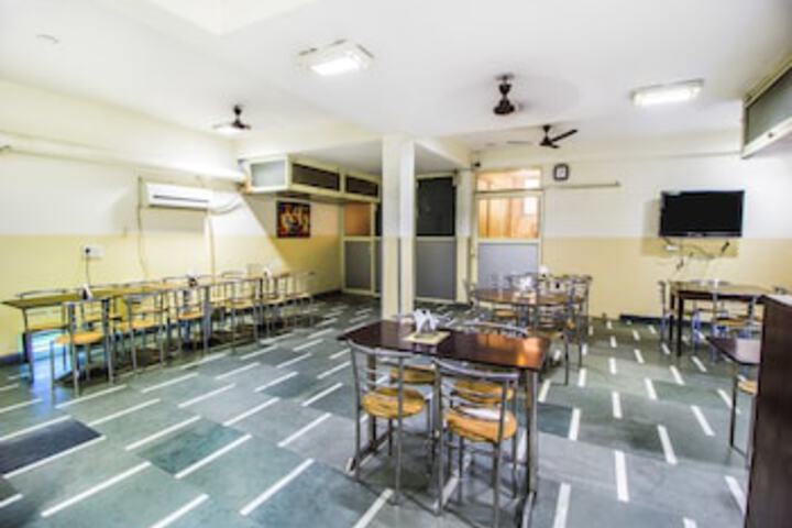 Mintstar Budget Hotel Gurgaon