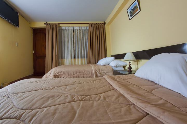 Room 13 of 35