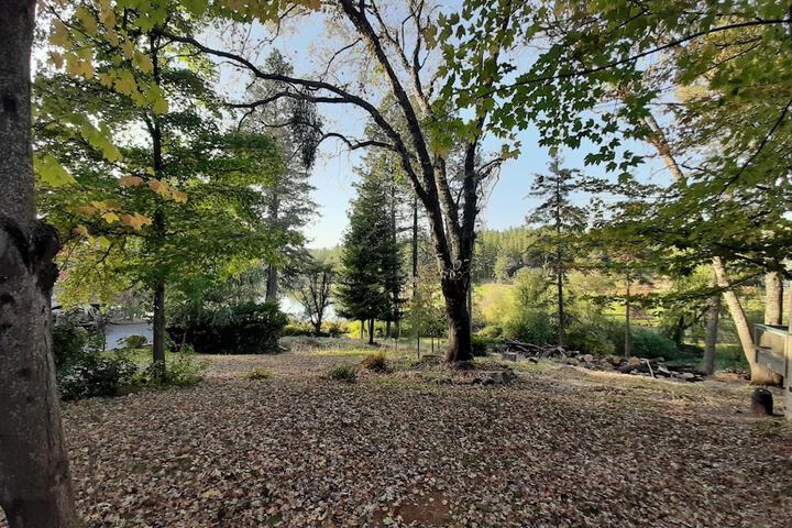 Property Grounds 12 of 18