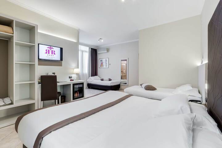Room 26 of 70