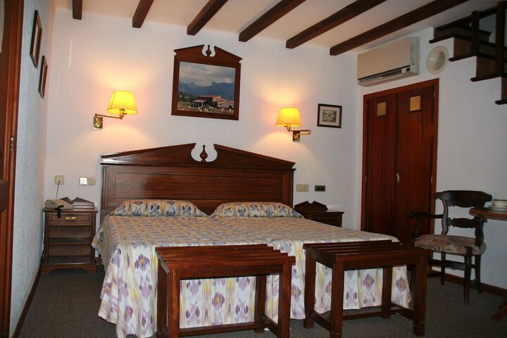 Room 18 of 72