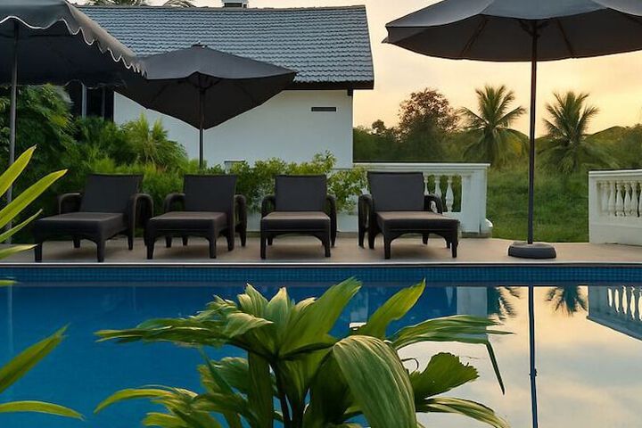 Pool 15 of 34