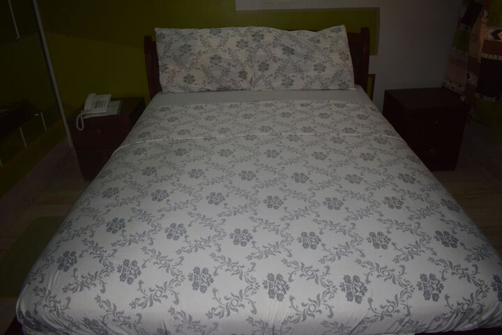 Room 4 of 41