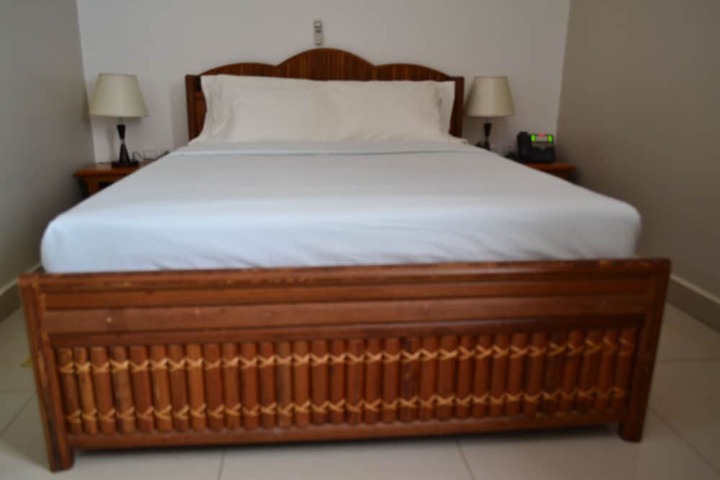 Room 3 of 13