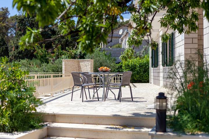 Terrace/Patio 15 of 37