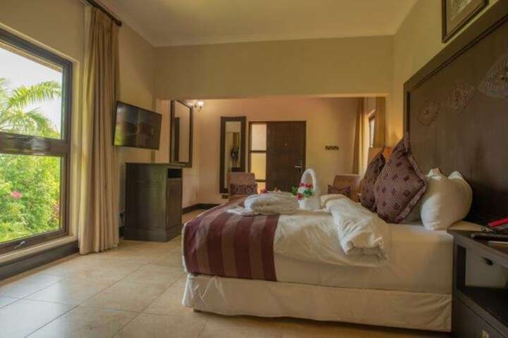 Room 7 of 28