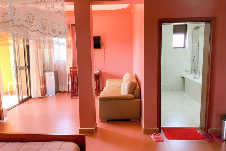 Room 42 of 226