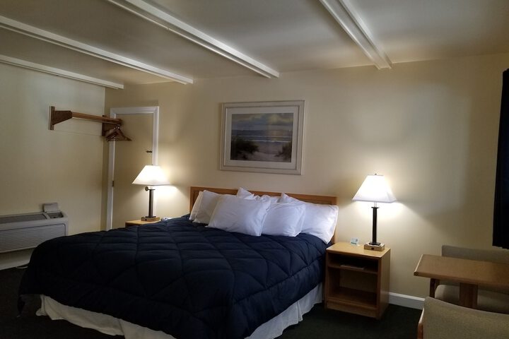 Room 21 of 52