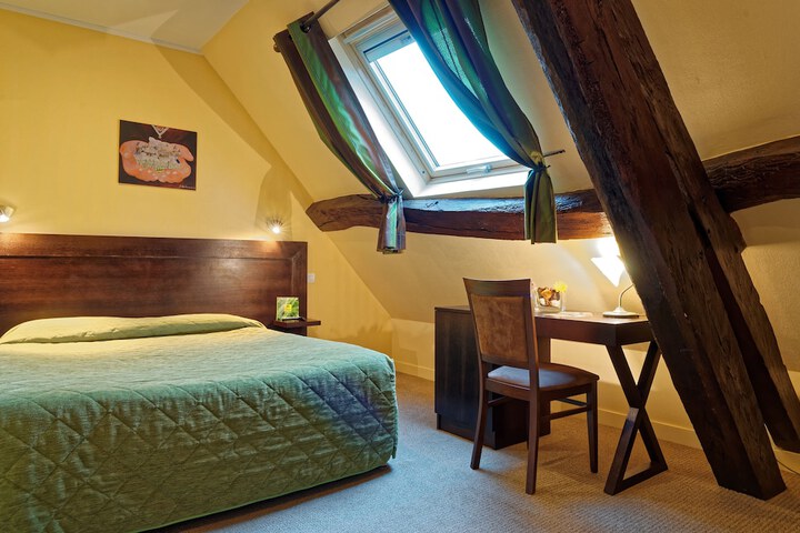 Room 3 of 58