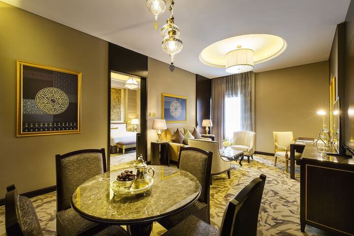 Room 14 of 46
