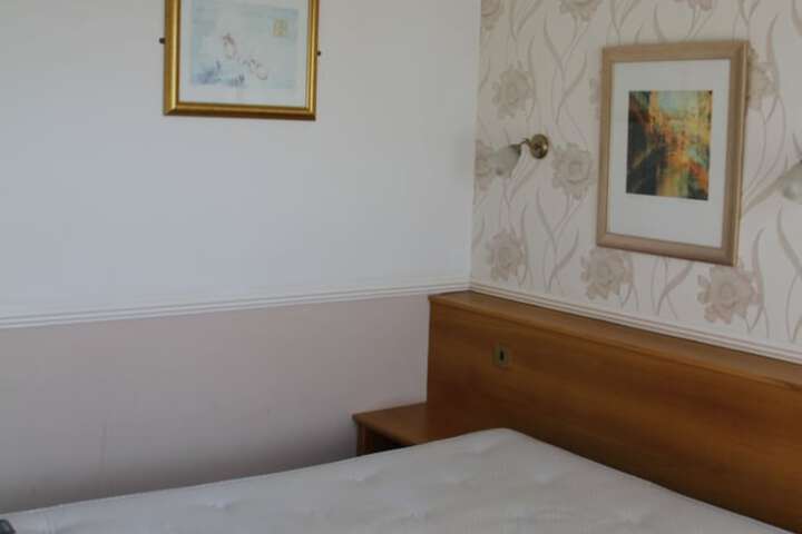 Room 3 of 19