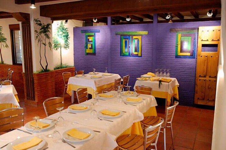 Dining Photos