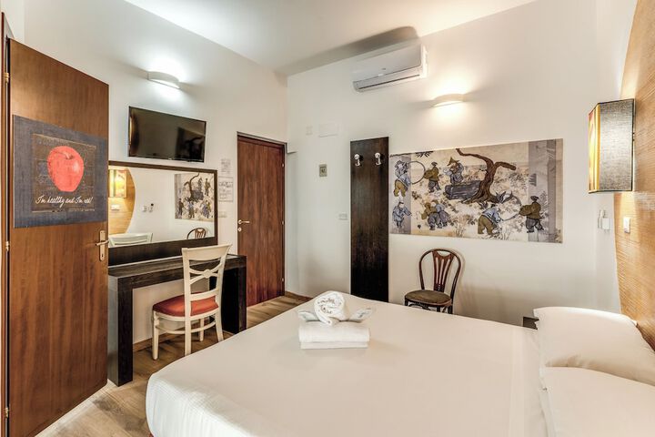 Room 78 of 121