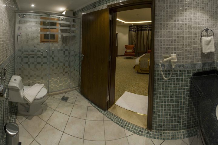 Room 45 of 64