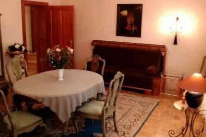 Dining Photos