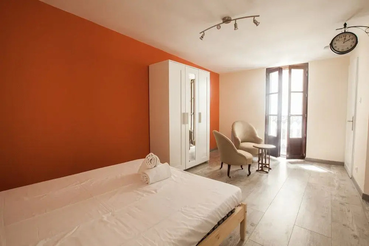 Room 10 of 15