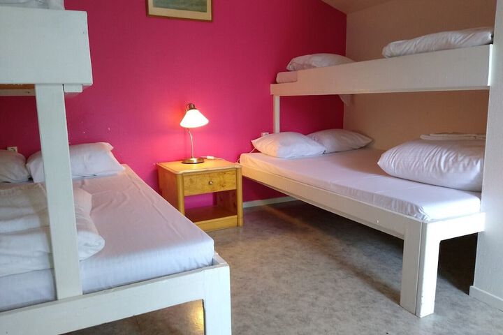 Room 5 of 24