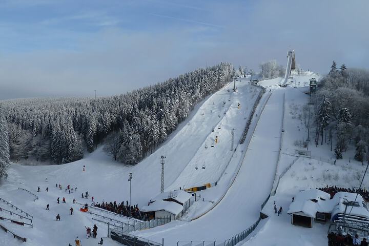 Snow and ski sports