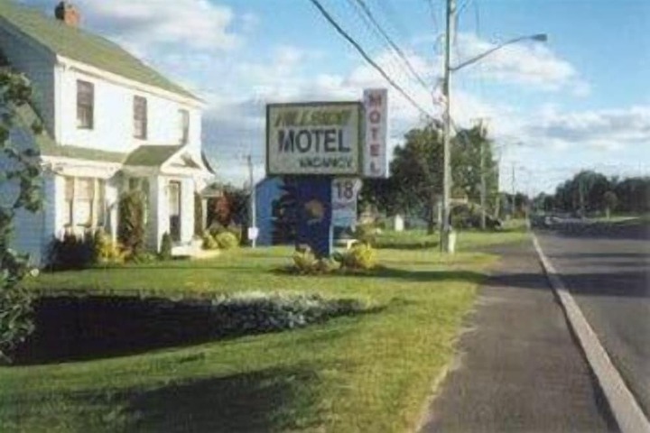 Hillside Motel in St. John, NB