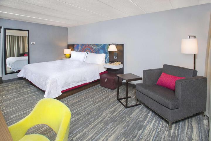 1 King Bed (8 of 19)