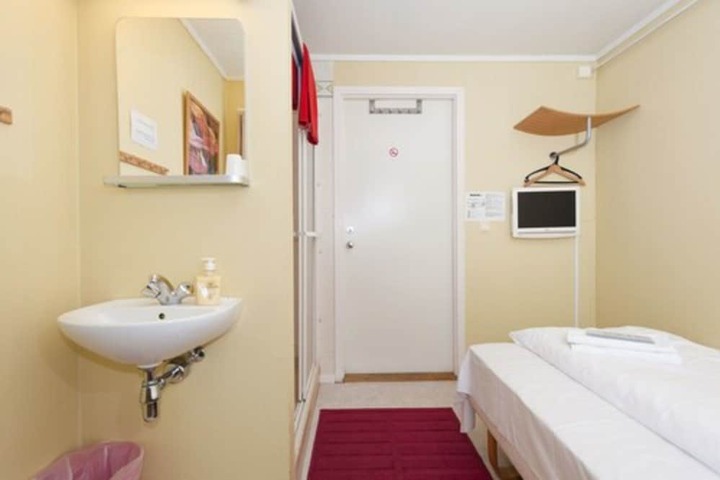 Room 30 of 41