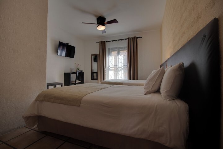 Room 17 of 83