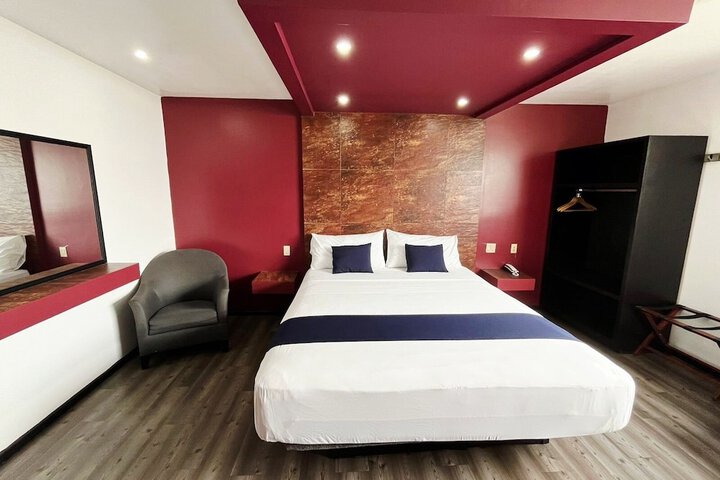 Room 34 of 64