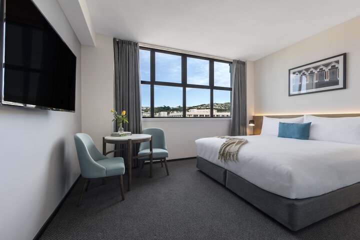 Photo of Oaks Wellington Hotel