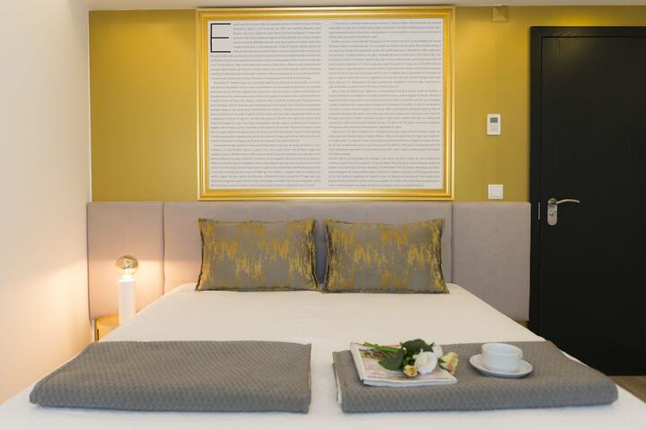 Room 37 of 77