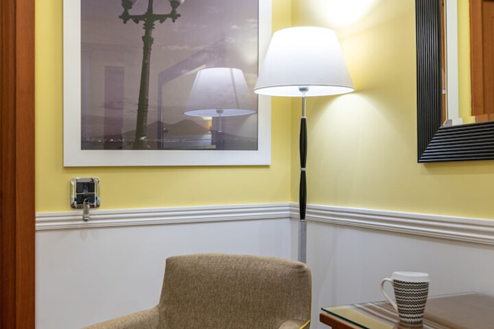 Room 35 of 109