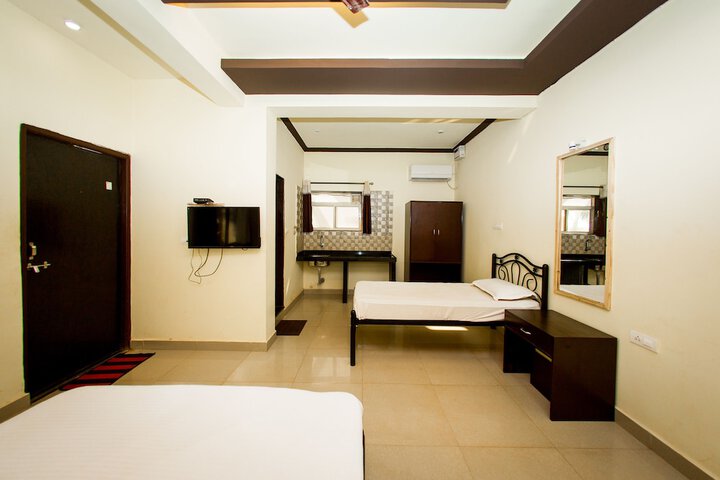 Room 63 of 144