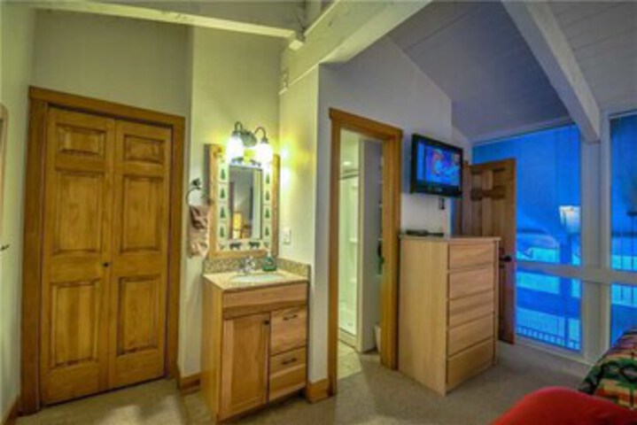 Room 20 of 30