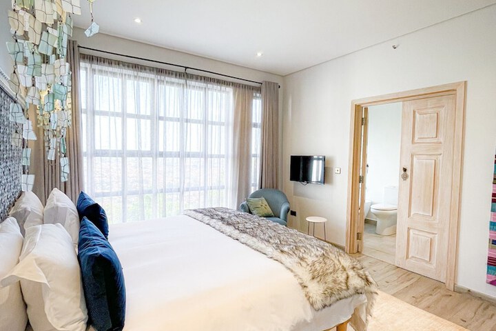 Room 17 of 160