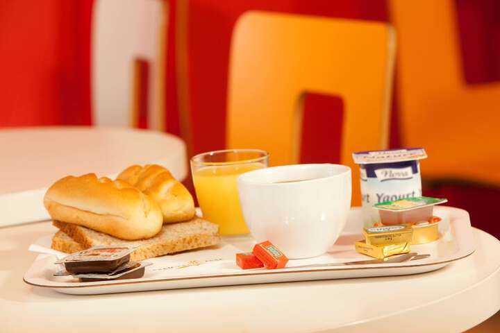 Breakfast/Coffee Service 17 of 30