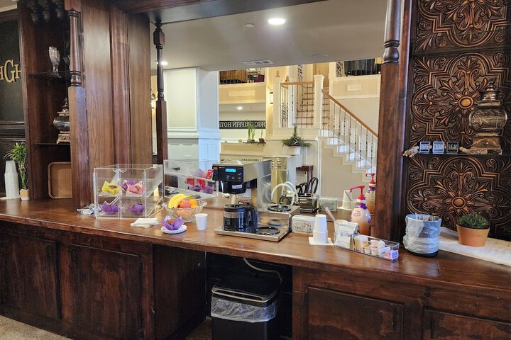 Breakfast/Coffee Service 21 of 26
