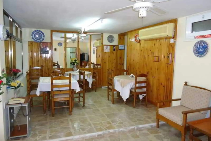 Dining 6 of 6