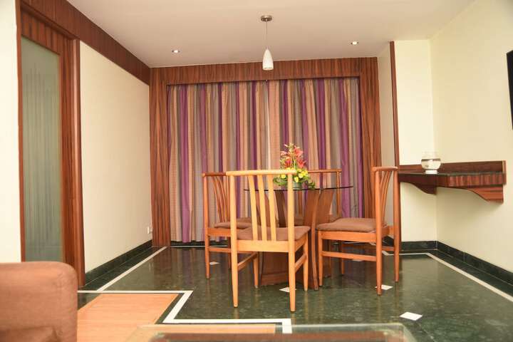 Room 21 of 57