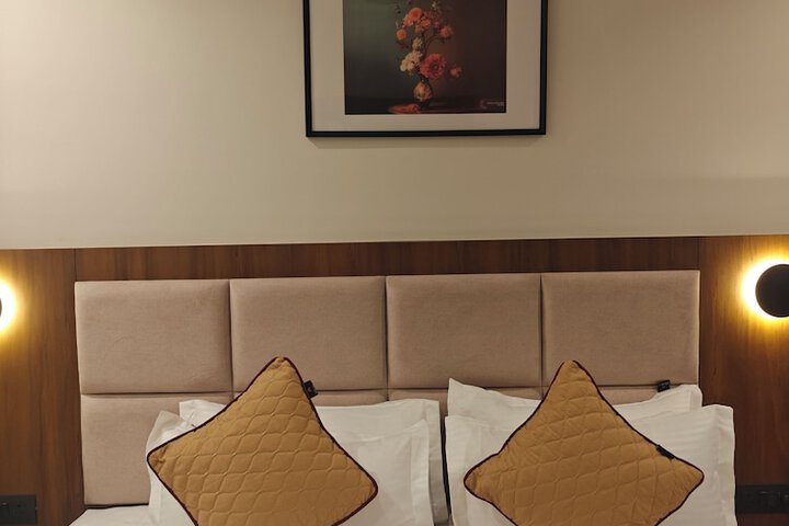 Room 36 of 68