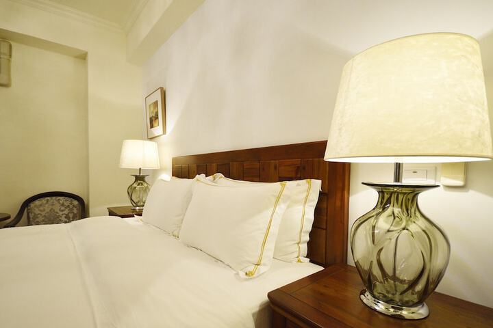 Room 15 of 49