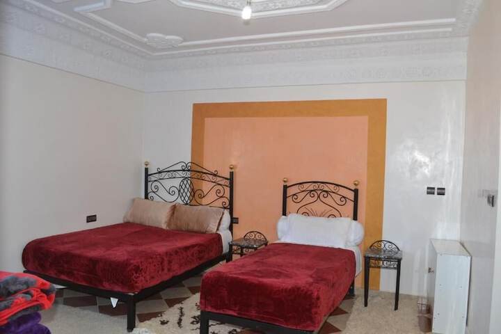 Room 12 of 30