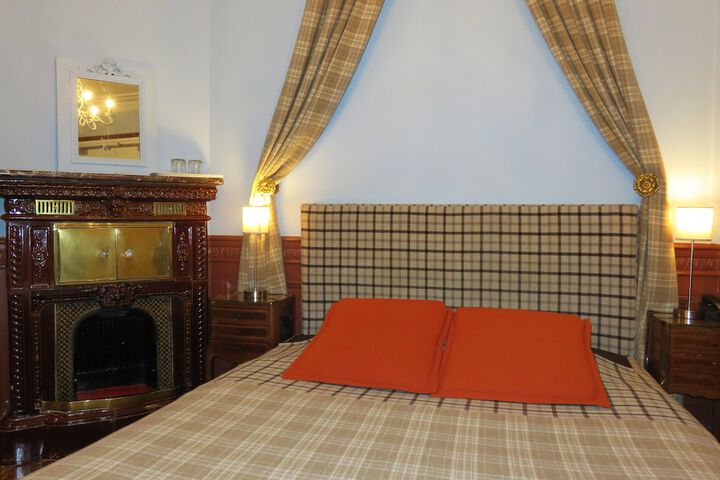 Room 17 of 81