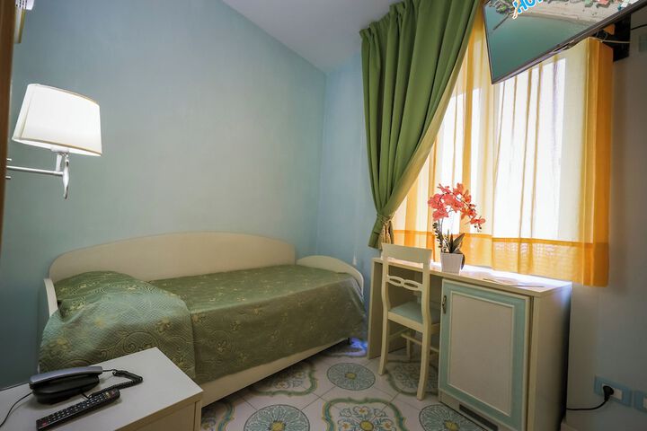 Room 19 of 45
