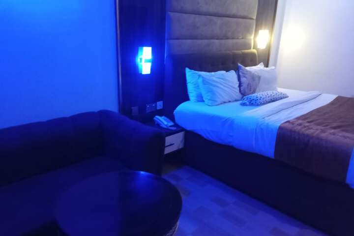 Room 39 of 104