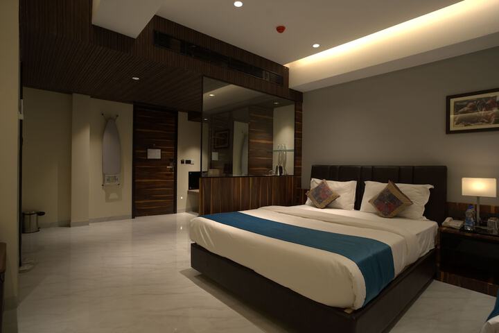 Room 15 of 78