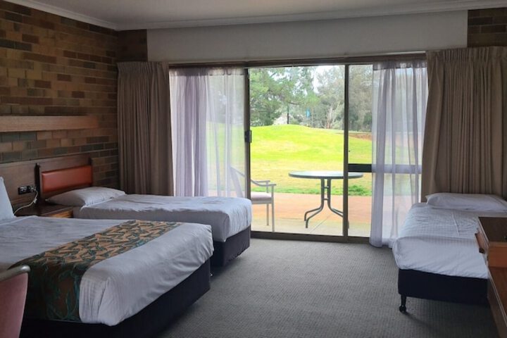 Exterior of Shepparton Golf Club Motel